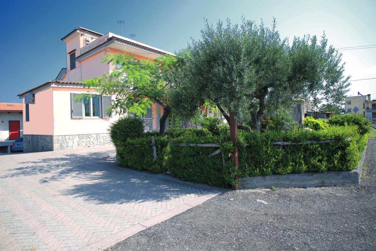 Villa Rosa Pompei Studios Santa Maria La Carità Extérieur photo